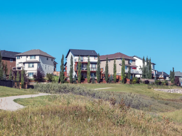 heritage-hills-neighbourhood-guide-ken-morris-team-cochrane-real-estate