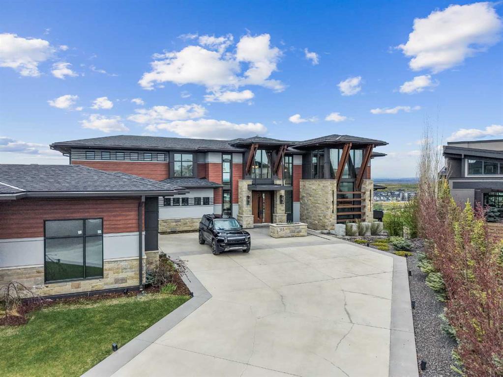 315 Aspen Ridge Place SW, Calgary, Alberta, T3H 1T2