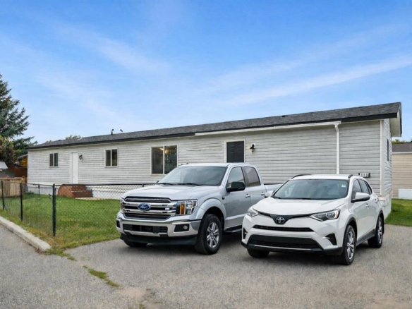 113 Heritage Drive, Okotoks, Alberta, T1S 1M4