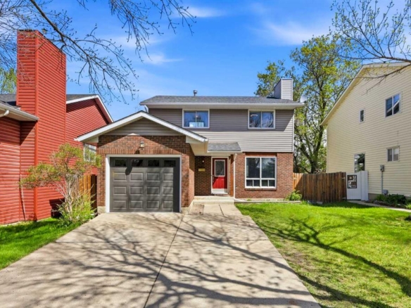 1240 Meadowbrook Drive SE, Airdrie, Alberta, T4A 1W5