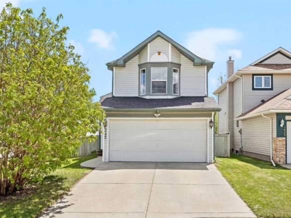 242 Hidden Spring Mews NW, Calgary, Alberta, T3A 5N3