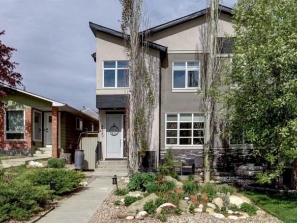 4520B 17 Avenue NW, Calgary, Alberta, T3B0P1
