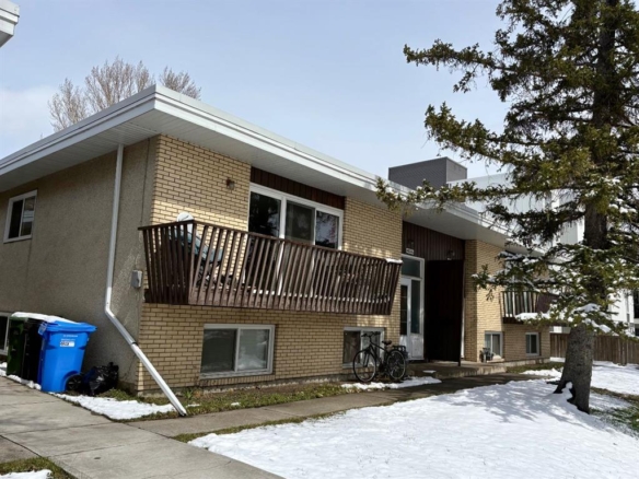 4828 Varsity Drive NW, Calgary, Alberta, T3A 1A3