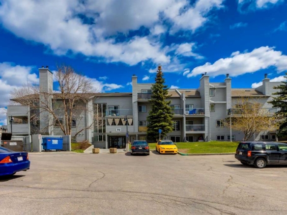 #2240 70 Glamis Drive SW, Calgary, Alberta, T3E 6T6