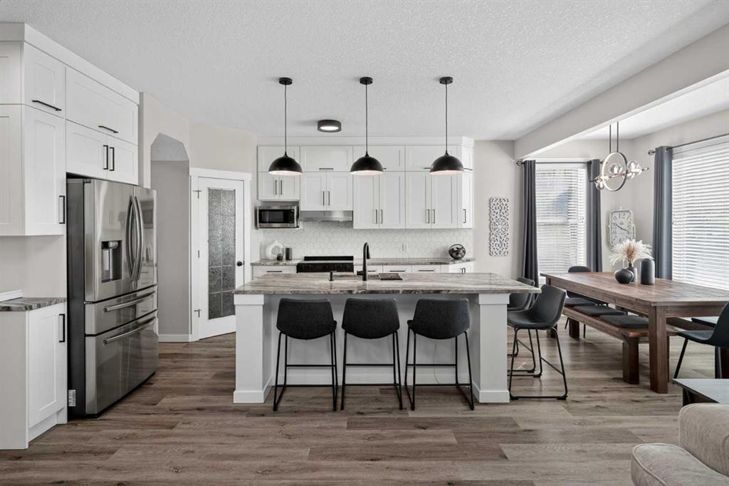 176 Chapalina Heights SE, Calgary, Alberta, T2X 0B1