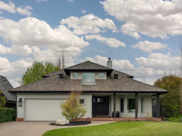 3607 8A Street SW, Calgary, Alberta, T2T 3B4