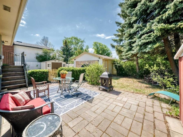 5539 Dalhart Road NW, Calgary, Alberta, T3A 1S3