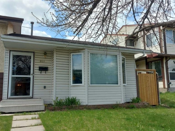 821 Whitemont Drive NE, Calgary, Alberta, T1Y 3S6