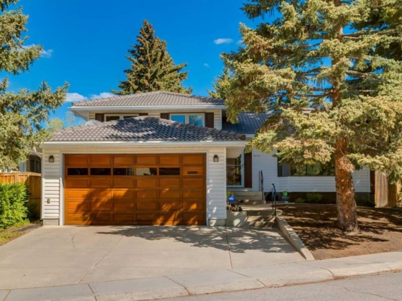 4808 Valiant Drive NW, Calgary, Alberta, T3A 1X2