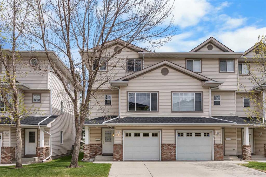 33 Country Hills Cove NW, Calgary, Alberta, T3K 5G7