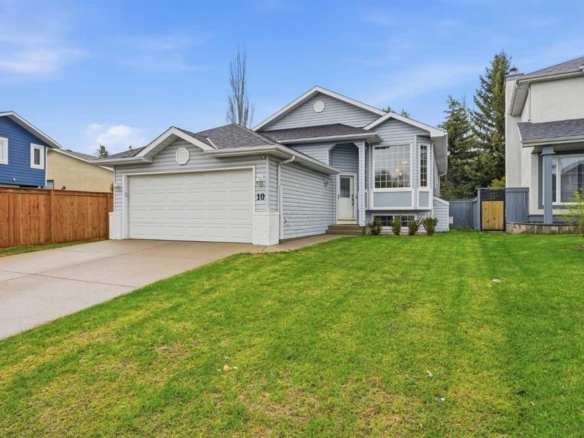 10 Shawbrooke Rise SW, Calgary, Alberta, T2Y 3A3