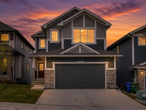 814 Bluerock Way SW, Calgary, Alberta, T2Y0S4