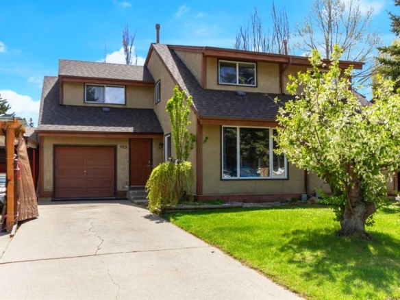 403 Cannington Cl SW, Calgary, Alberta, T2W 3E9