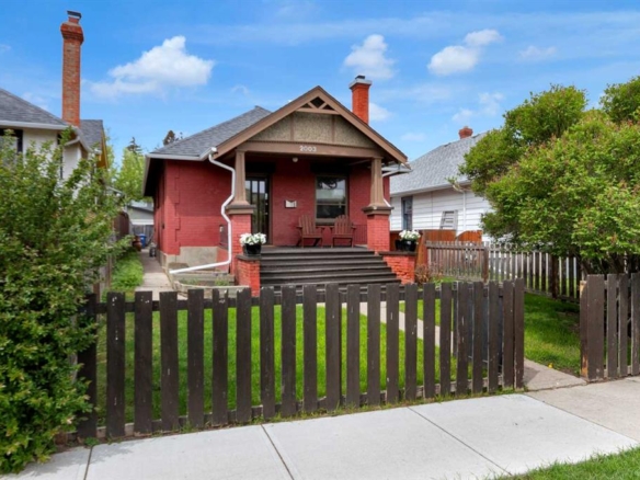 2003 26a Street SW, Calgary, Alberta, T3E2B9