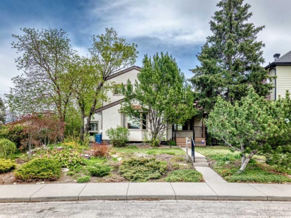 2518 21 Street SW, Calgary, Alberta, T2T 5A8