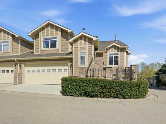 18 Varsity Estates Park NW, Calgary, Alberta, T3A 6A4