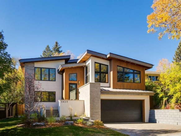 3423 23 Street NW, Calgary, Alberta, T3L 0T8