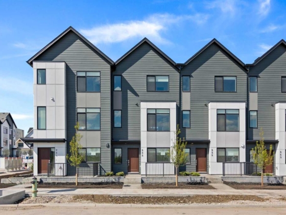 293 Dieppe Drive SW, Calgary, Alberta, T3E 8H6