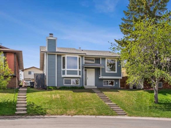124 Bergen Crescent NW, Calgary, Alberta, T3K1J8