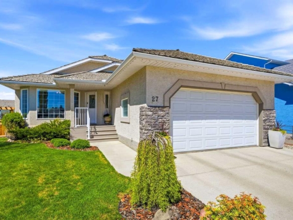 27 Strathmore Lakes Crescent, Strathmore, Alberta, T1P 1L7