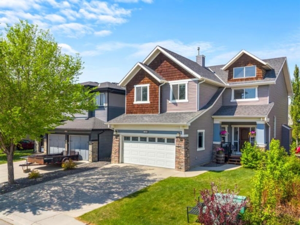 108 Coopers Grove SW, Airdrie, Alberta, T4B 0G4