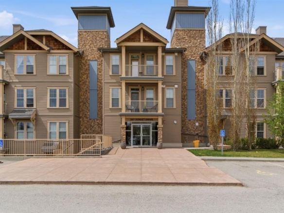 #408 207 Sunset Drive, Cochrane, Alberta, T4C0H8