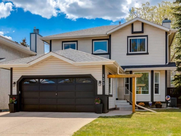 133 Sandpiper Circle NW, Calgary, Alberta, T3K 3R4