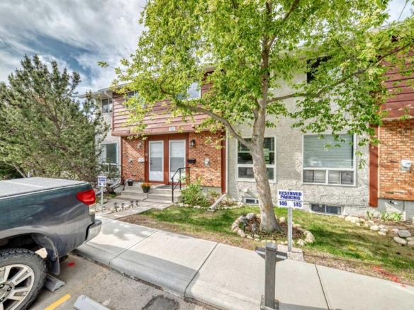 #23 6915 Ranchview Drive NW, Calgary, Alberta, T3G 1R8