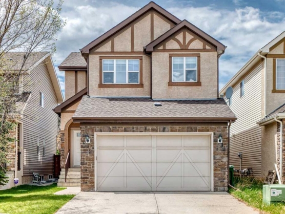 27 Aspen Hills Close SW, Calgary, Alberta, T3H 0C6