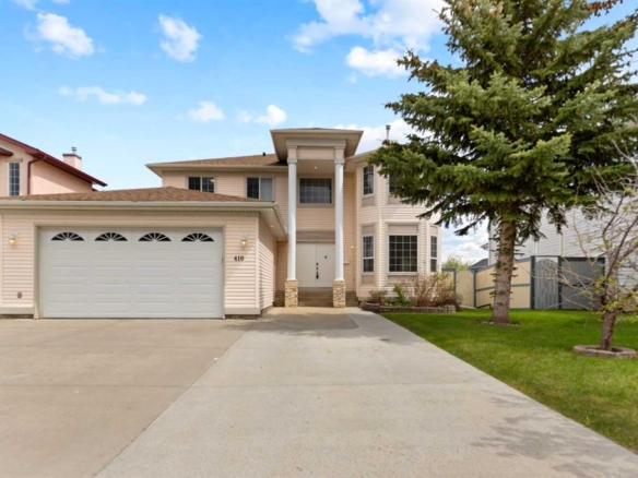 410 Long Beach Landing, Chestermere, Alberta, T1X 1E6