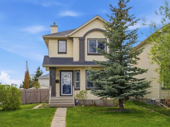 204 Citadel Bluff Close NW, Calgary, Alberta, T3G 5E2