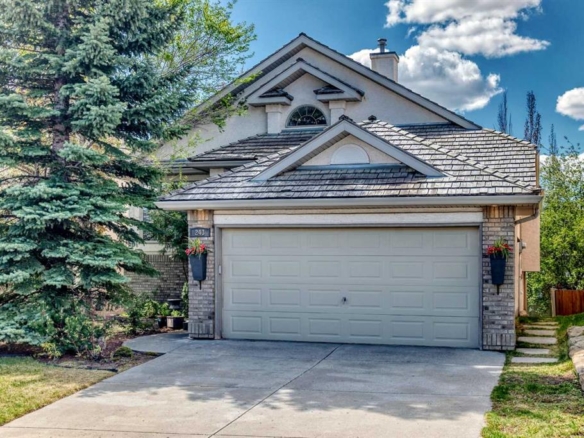 243 Mt Assiniboine Circle SE, Calgary, Alberta, T2Z 2N4