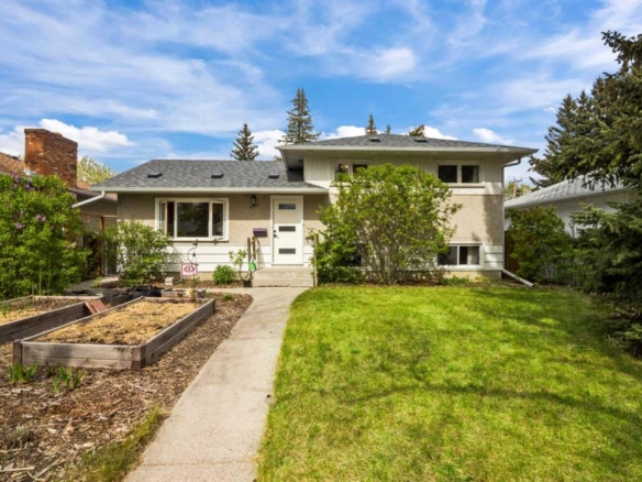 2716 Brecken Road NW, Calgary, Alberta, T2L 1H3