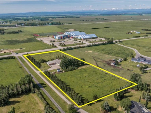 33022 Township Road 250, Rural Rocky View County, Alberta, T3Z 1L9