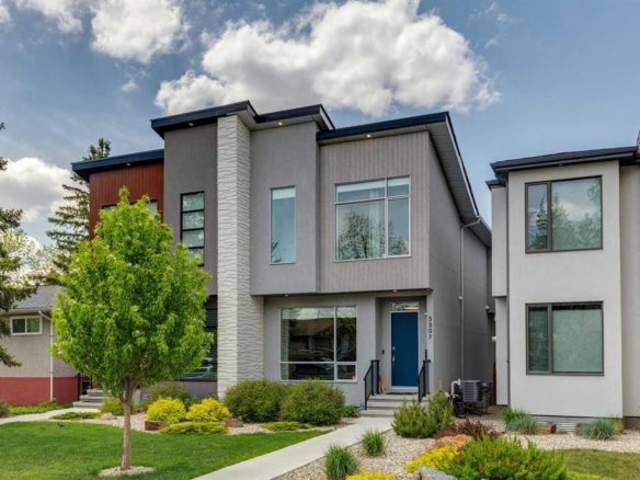 3507 41 Street SW, Calgary, Alberta, T3E 3L4