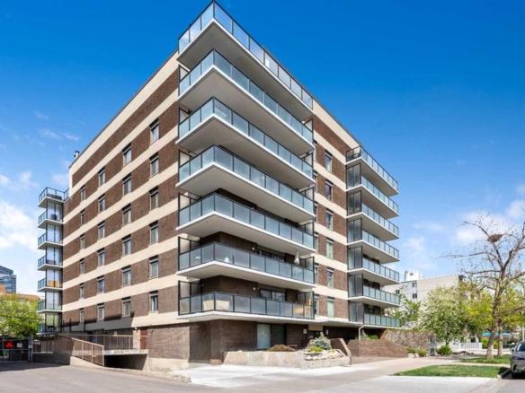 #302 1208 14 Avenue SW, Calgary, Alberta, T3C 0V9