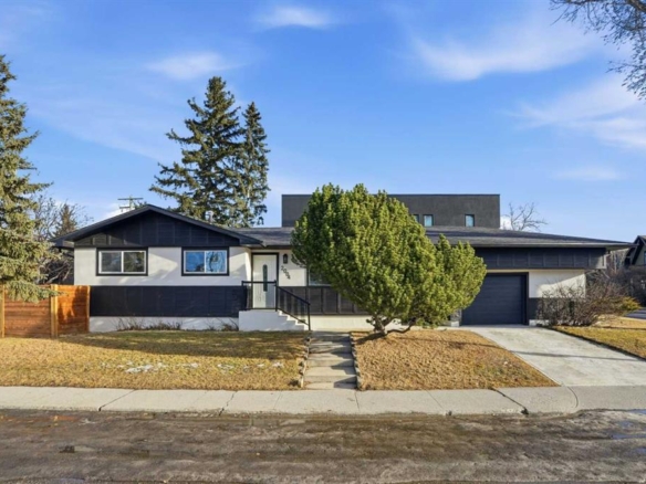 2004 18 Street NW, Calgary, Alberta, T2M 3T1