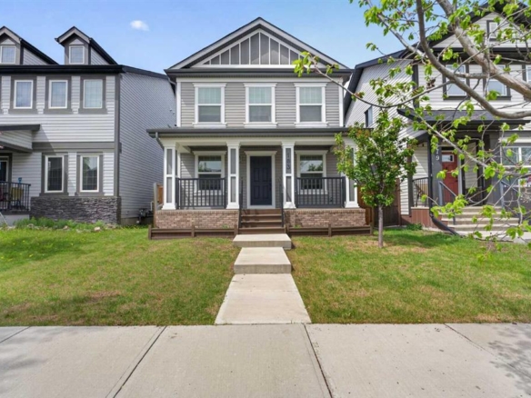 183 Copperpond Street SE, Calgary, Alberta, T2Z 5B5