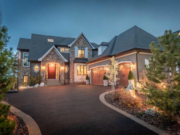 11 Timberline Gate SW, Calgary, Alberta, T3H 0W3