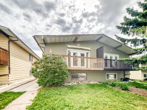 112 Albert Street SE, Airdrie, Alberta, T4B 0R5