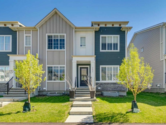 7411 202 Avenue SE, Calgary, Alberta, T3S 0E8