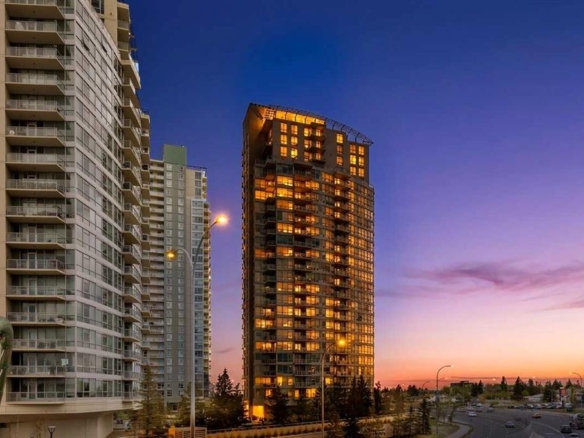 #2203 77 Spruce Place SW, Calgary, Alberta, T3C 3X6