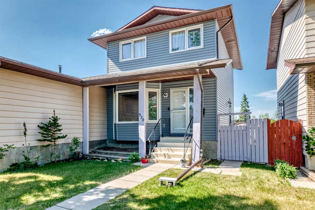 970 Berkley Drive NW, Calgary, Alberta, T3K 1A2