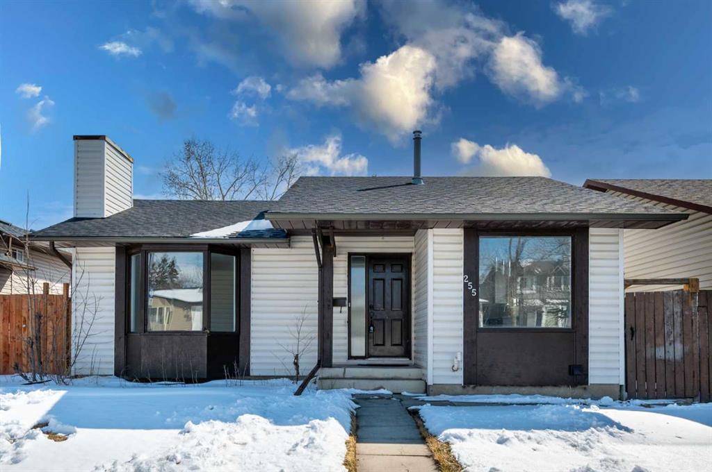 255 Castleridge Drive NE, Calgary, Alberta, T3J 1P3