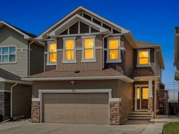 152 Redstone Villas NE, Calgary, Alberta, T3N 0N1