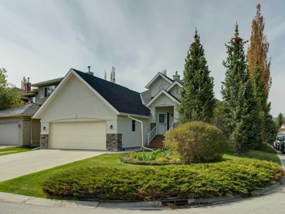 94 Panatella Close NW, Calgary, Alberta, T3K6C9