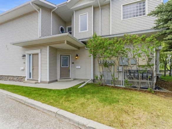 12 Rocky Vista Terrace NW, Calgary, Alberta, T3G 5G5