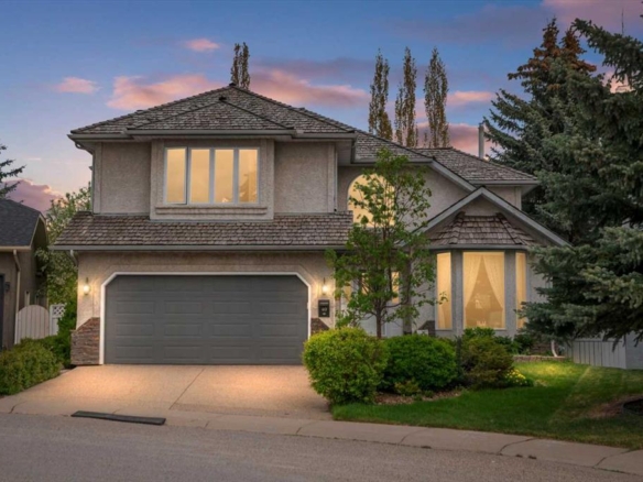 40 Scenic Ridge Place NW, Calgary, Alberta, T3L 1V3
