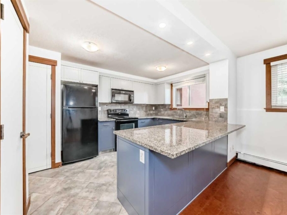 #112 315 50 Avenue SW, Calgary, Alberta, T2S 1H3
