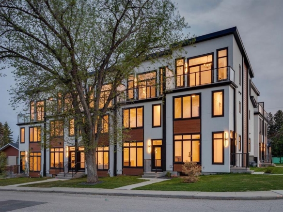 3103 42 Street SW, Calgary, Alberta, T3E 3M4